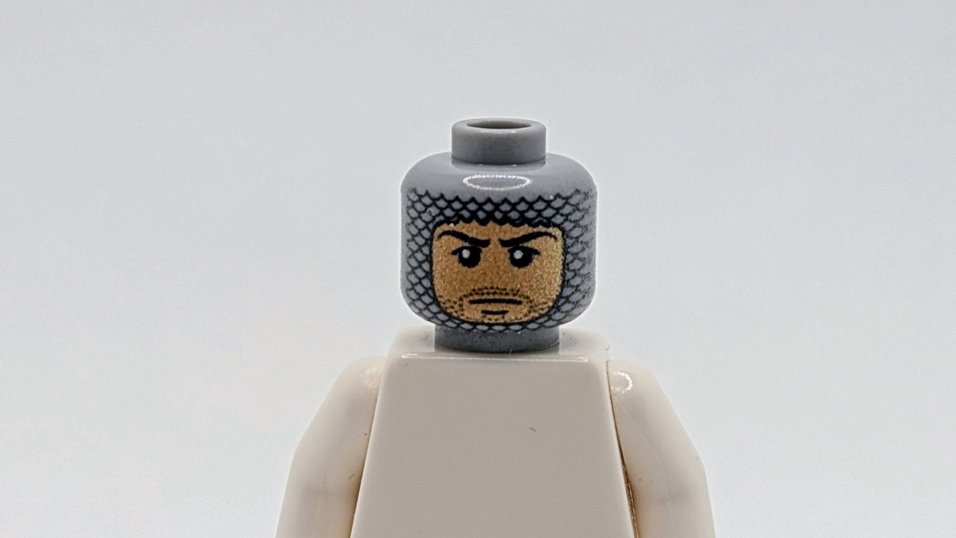 Chainmail Coif Head by Saber - Scorpion's Lair - RPGminifigs