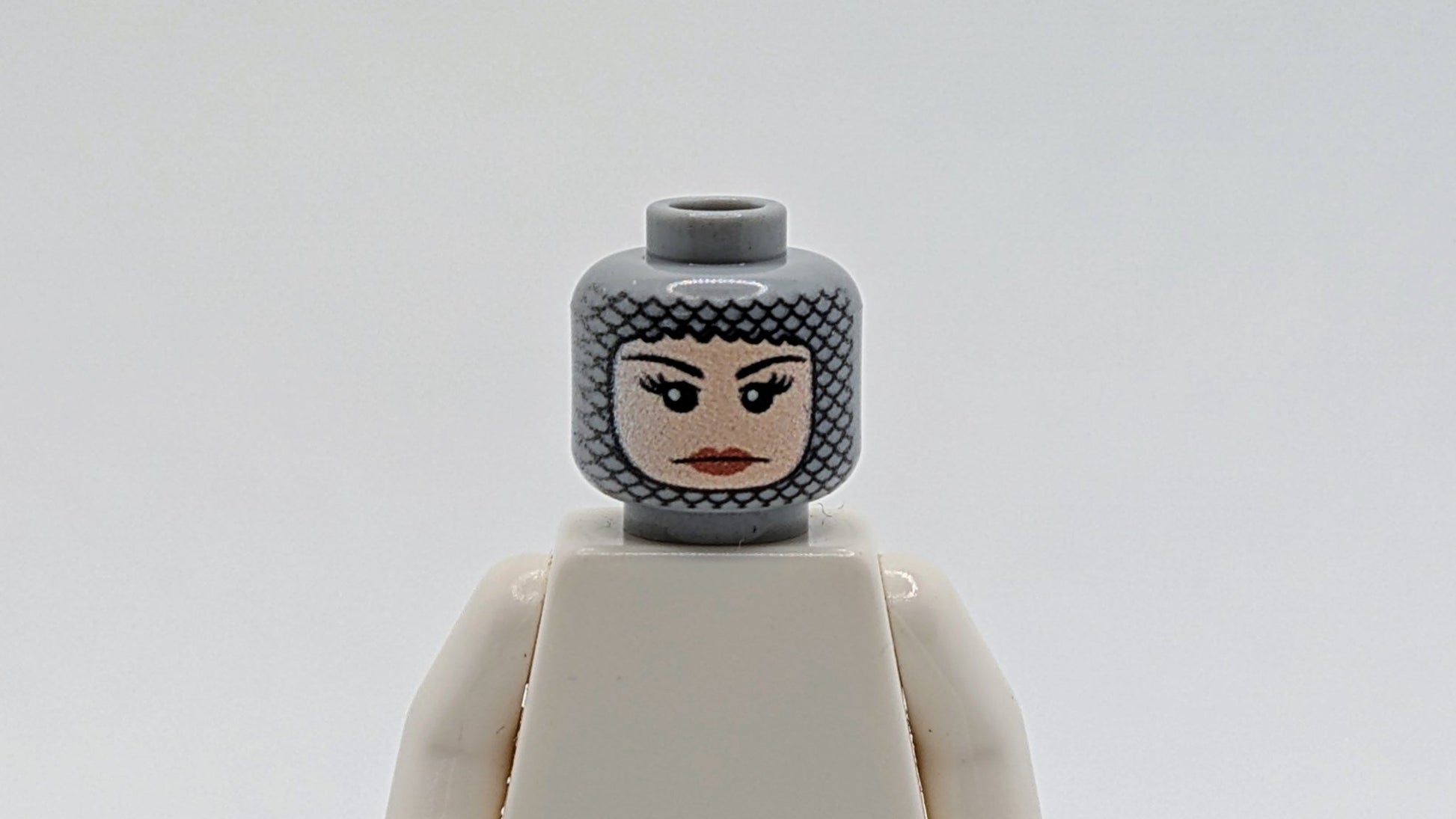 Chainmail Coif Head by Saber - Scorpion's Lair - RPGminifigs