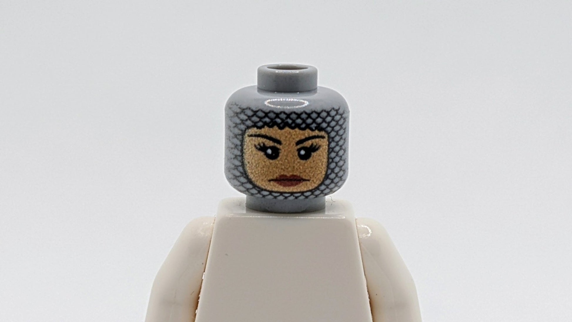 Chainmail Coif Head by Saber - Scorpion's Lair - RPGminifigs