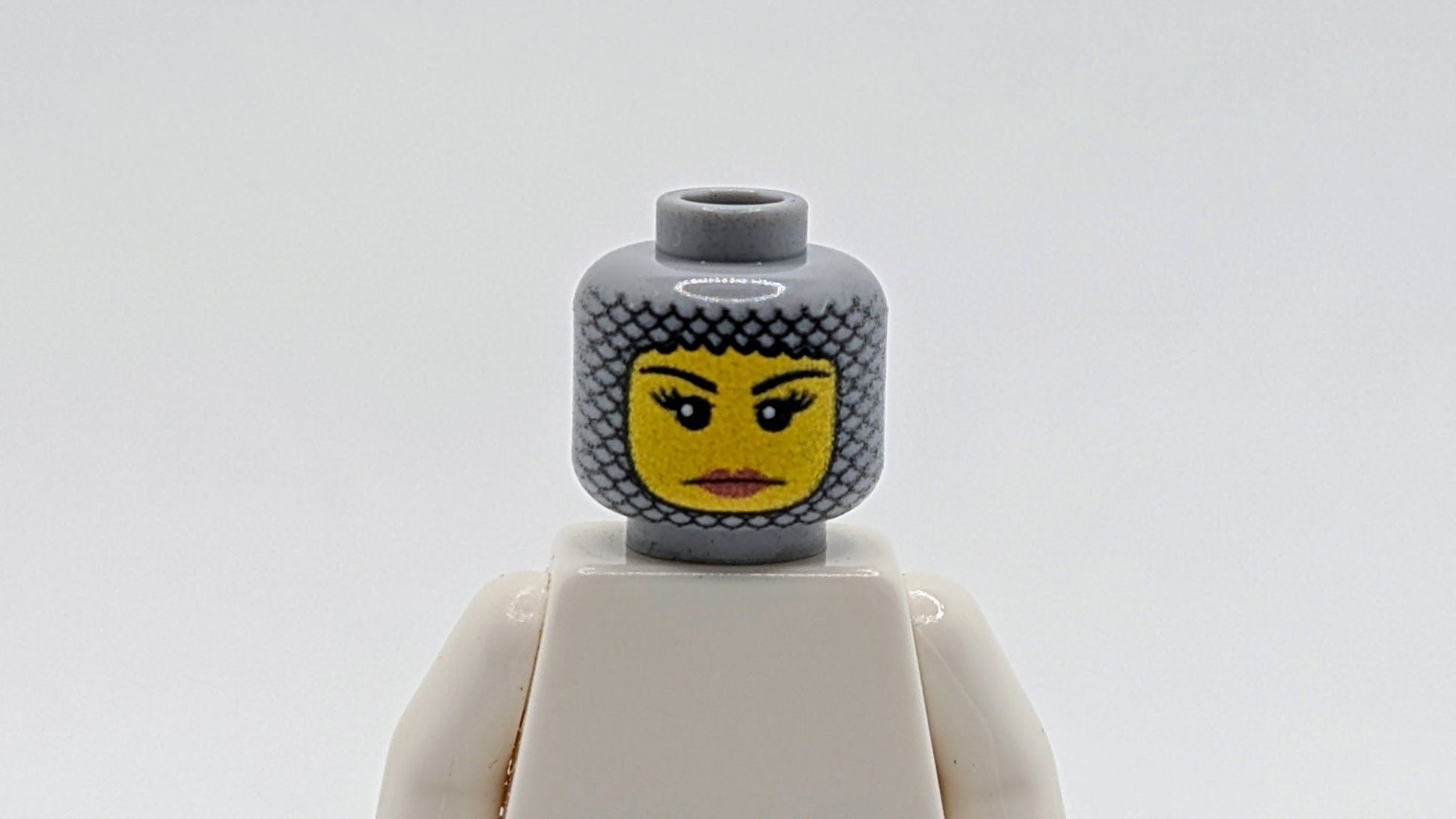 Chainmail Coif Head by Saber - Scorpion's Lair - RPGminifigs