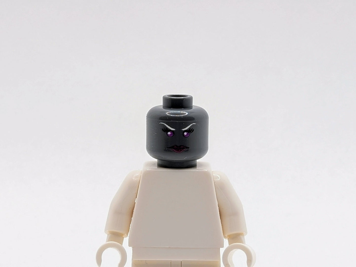 Drow Head by Saber - Scorpion's Lair - RPGminifigs