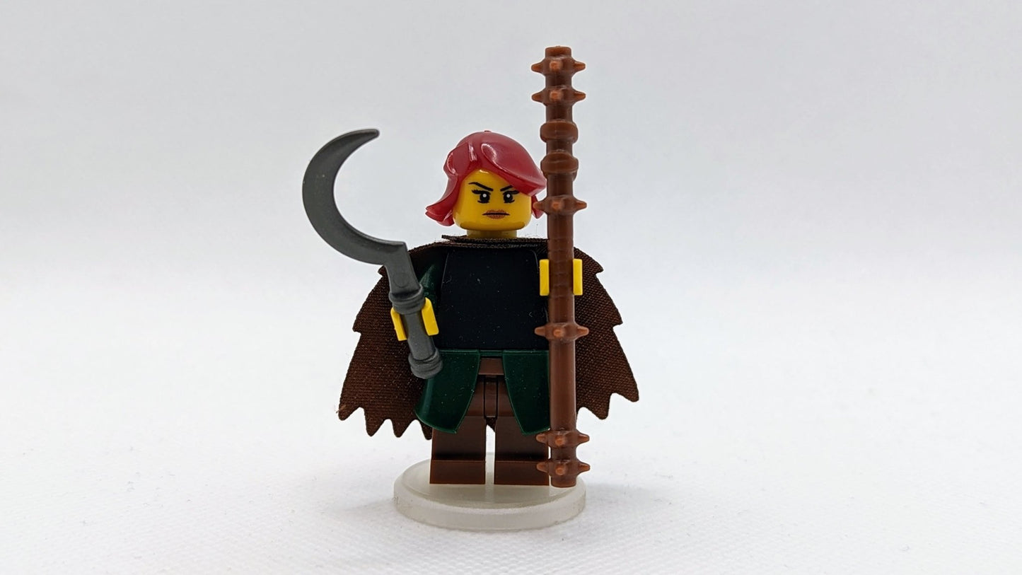 Druid - Human Female - RPGminifigs