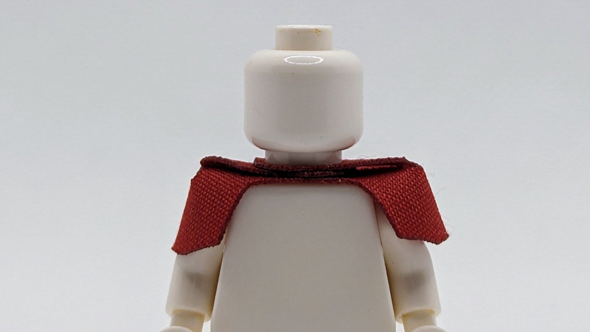 Armor Shoulder Pauldron by capes4minifigs - RPGminifigs