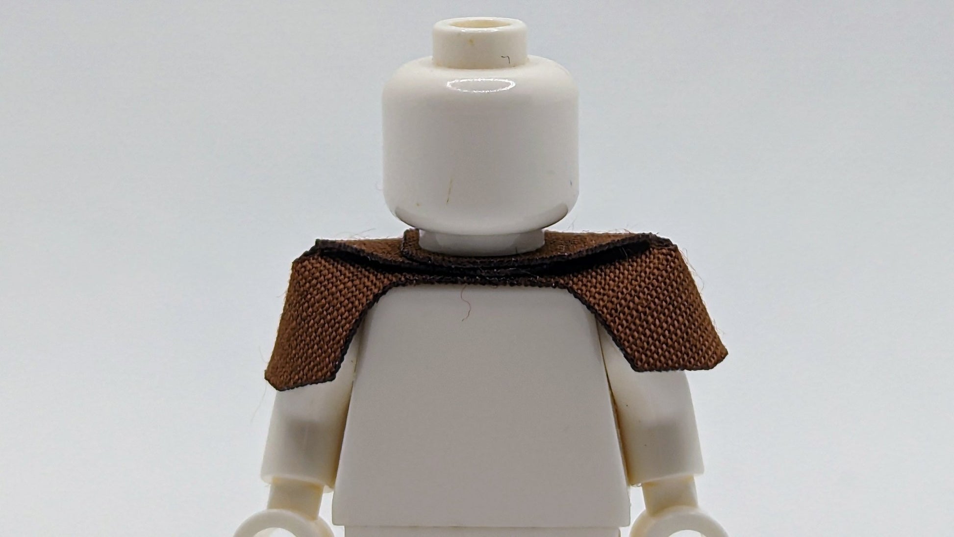 Armor Shoulder Pauldron by capes4minifigs - RPGminifigs
