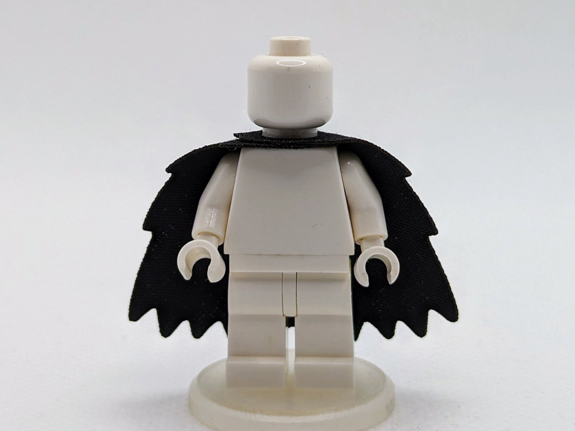 Jagged Cape by capes4minifigs - RPGminifigs