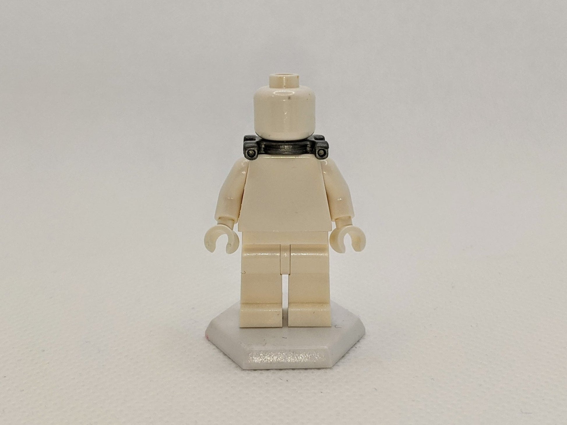 Neck Armor by Brick Forge - RPGminifigs