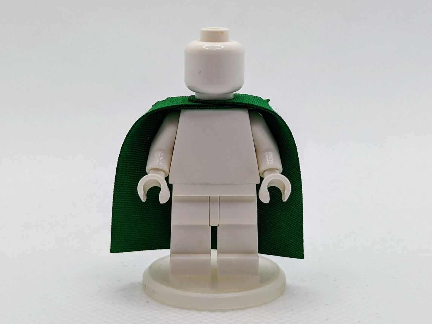 Over-Shoulder Cape by capes4minifigs - RPGminifigs