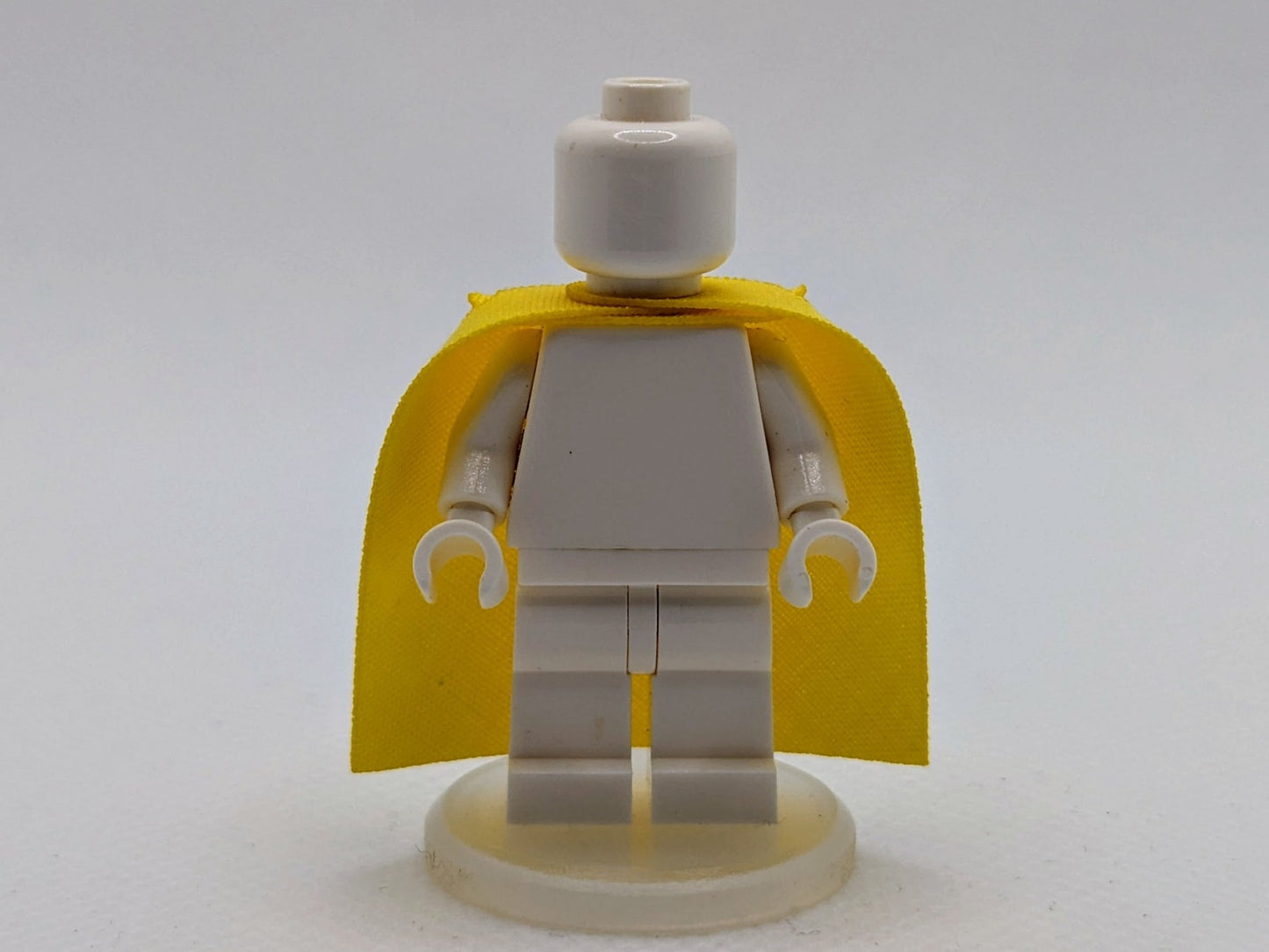 Over-Shoulder Cape by capes4minifigs - RPGminifigs
