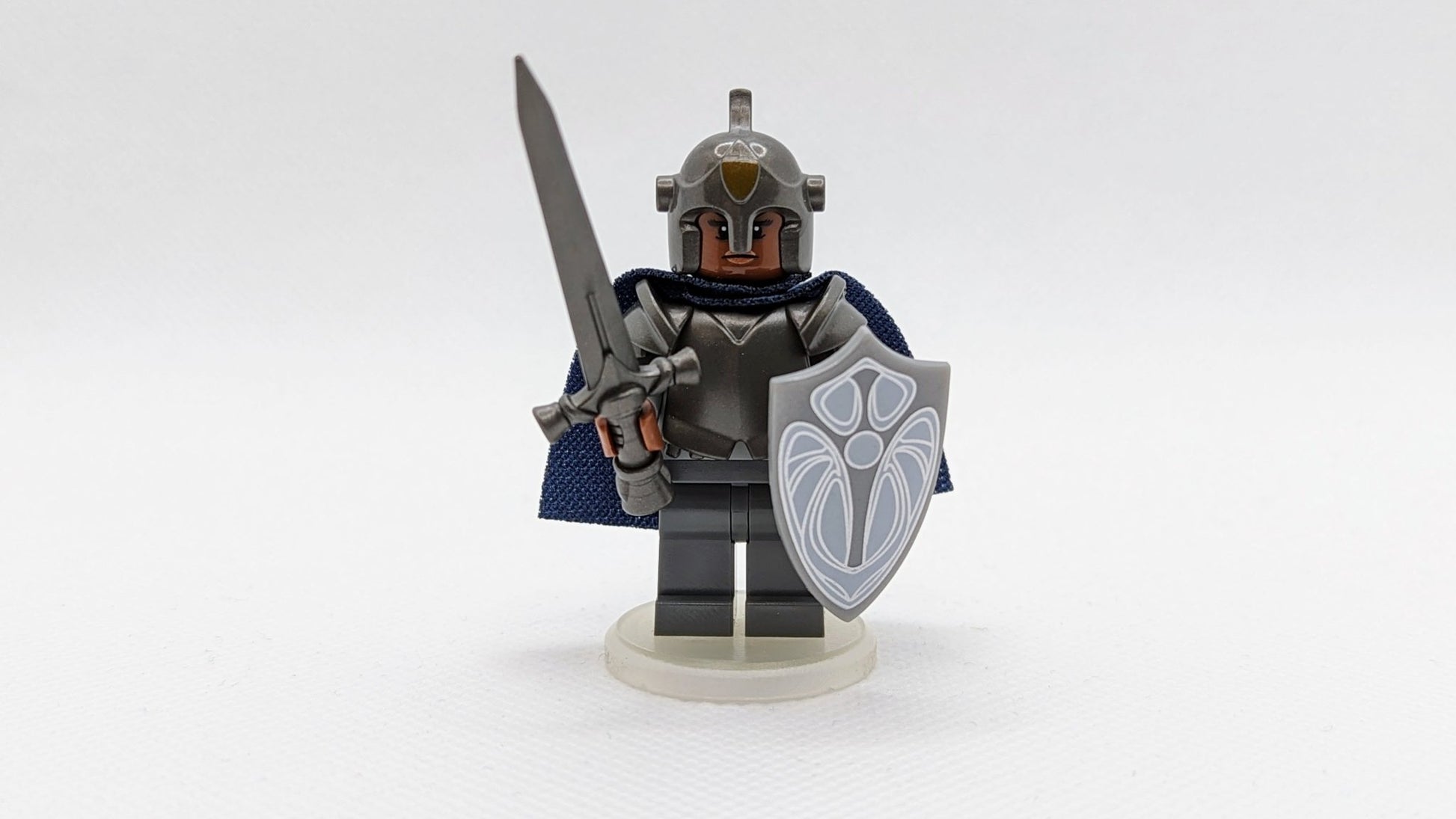 Paladin - Human Female - RPGminifigs