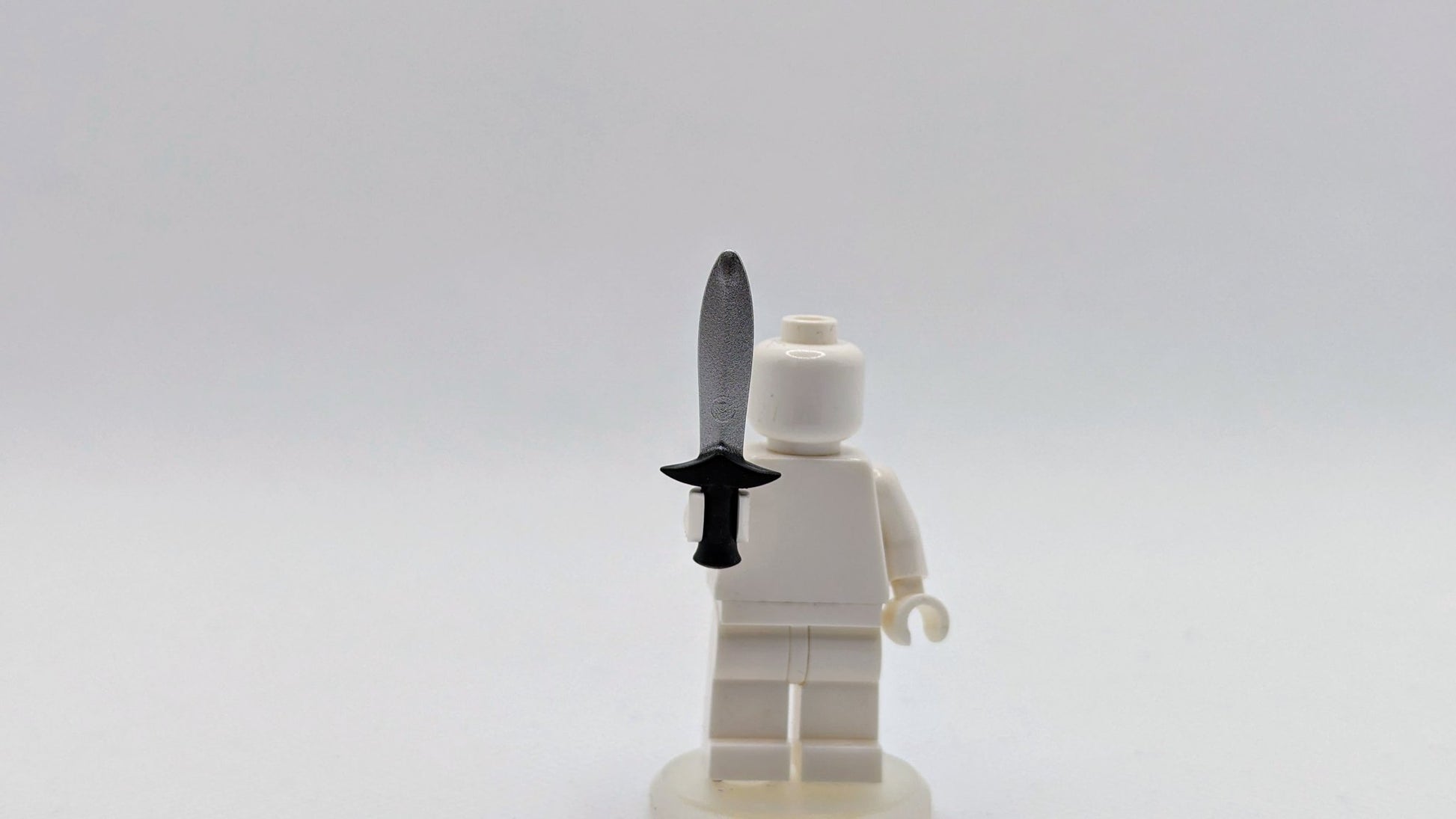 Rogue Biter by Brick Forge - RPGminifigs