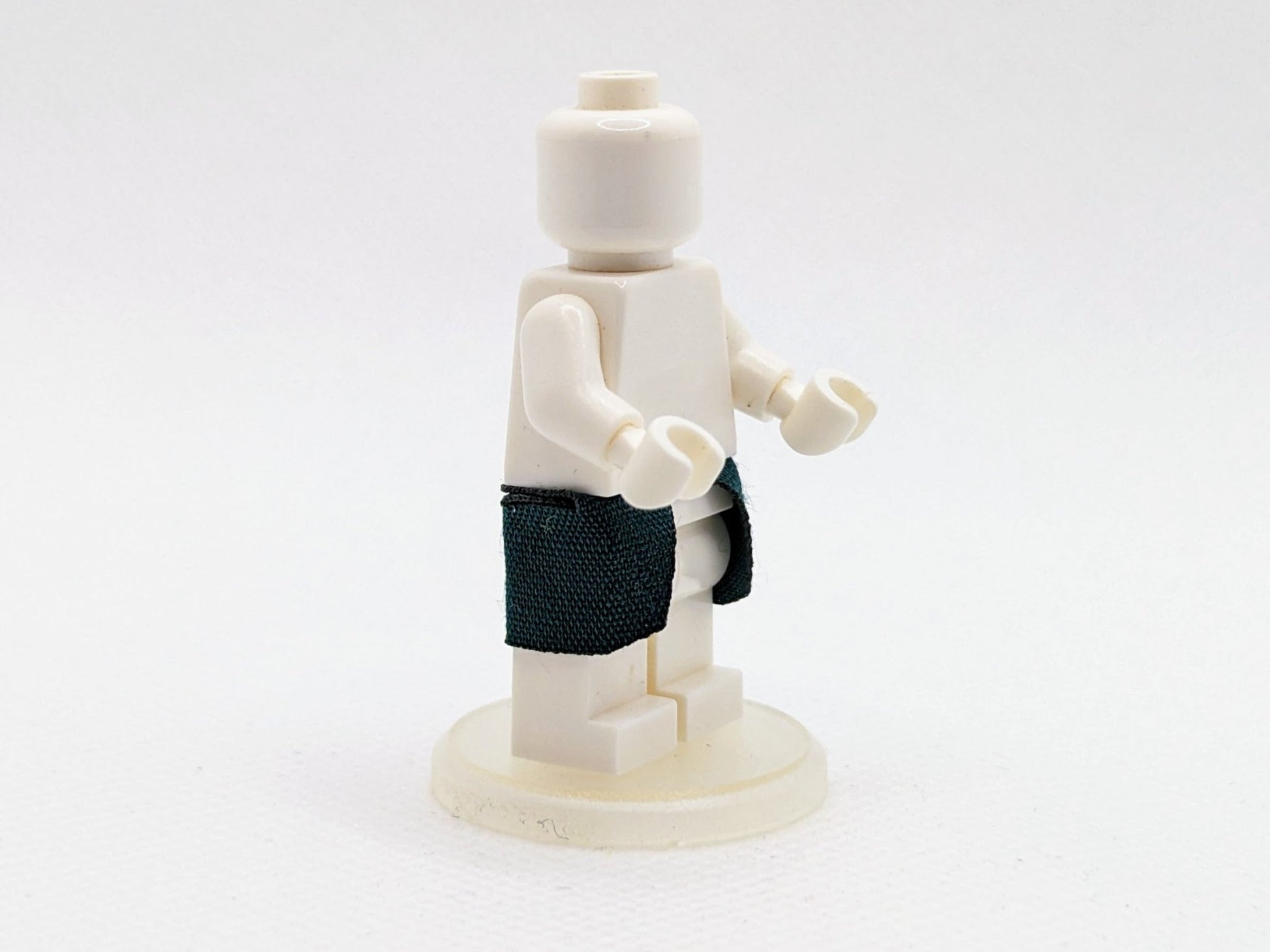 Waist Cape by capes4minifigs - RPGminifigs