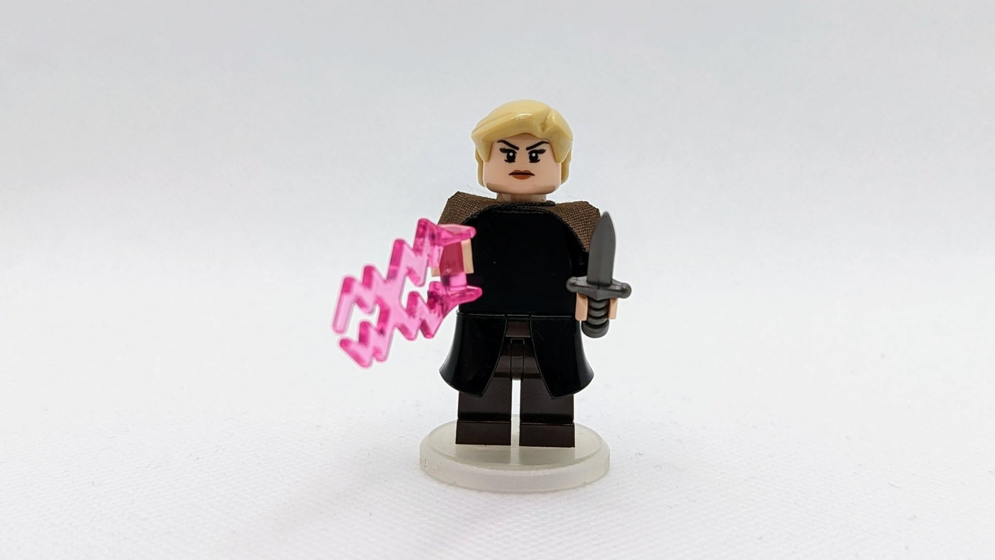 Warlock - Human Female - RPGminifigs